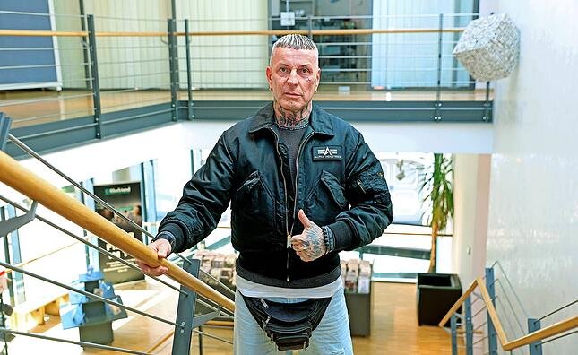 Janez Ekart – Ein umfassendes Porträt einer außergewöhnlichen Persönlichkeit Janez Ekart